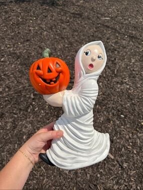 12” Vintage Ceramic Halloween Ghost Holding Pumpkin Halloween Jack-o-lantern
